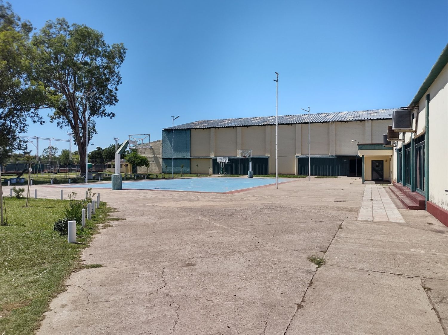 institucionales