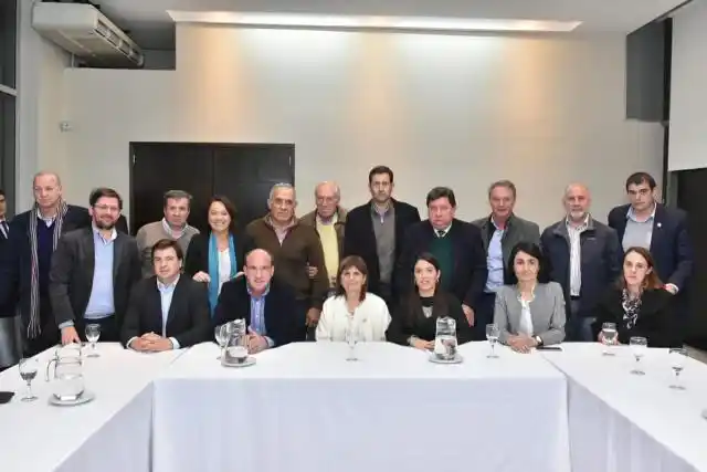 Senadores y diputados de Cambiemos se reunieron con la ministra Patricia Bullrich