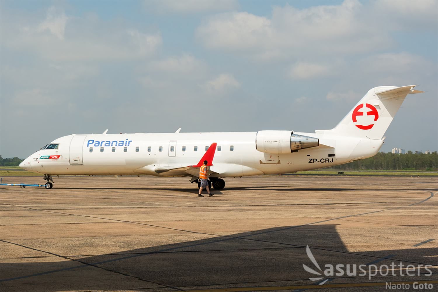 Paranair incorporó su tercer CRJ-200 (ZP-CRT)