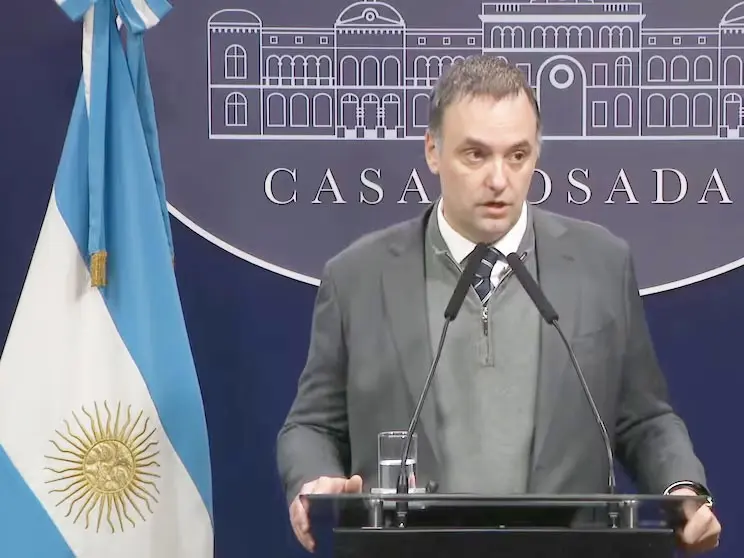 El Gobierno anunció el cierre de Vialidad Nacional: “La corrupción en la obra pública tiene su acta de defunción”