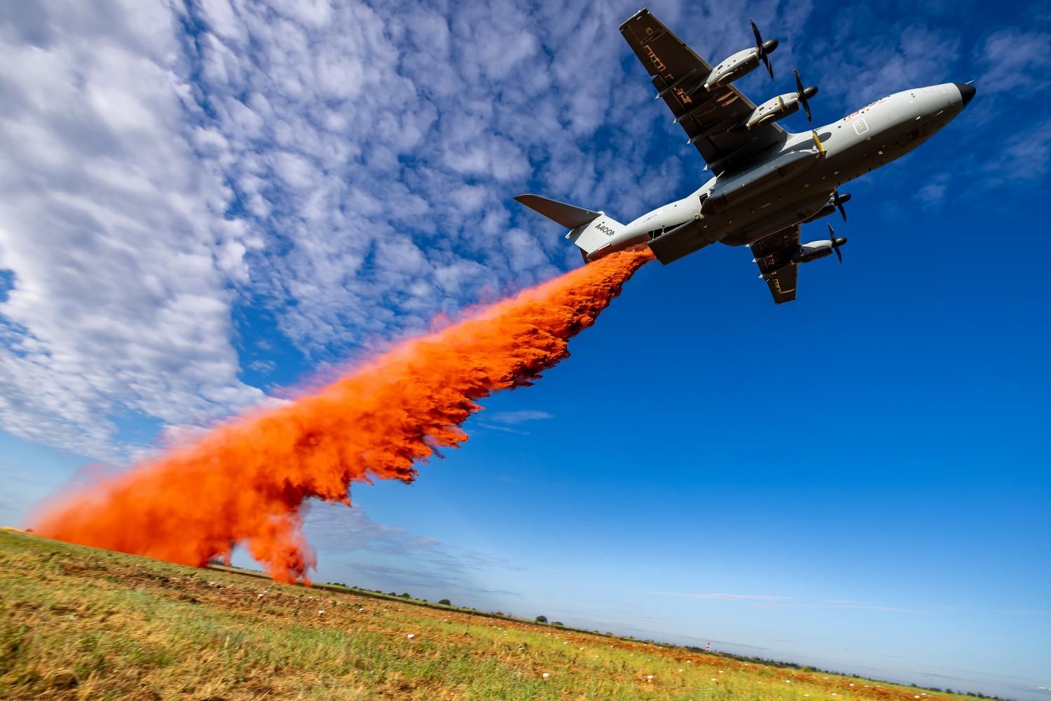 El Airbus A400M con kit antiincendios completa su campaña de pruebas