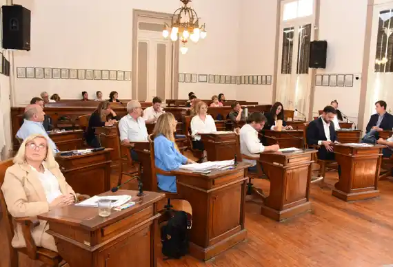 En una última sesión, los concejales modificarán la ordenanza de motos para acelerar su aplicación