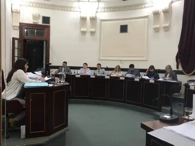 25 de Mayo: Las tasas de servicios públicos aumentarán un 38%