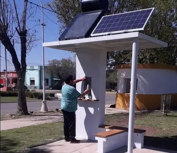 Maciel ya cuenta con su primera estación solar pública