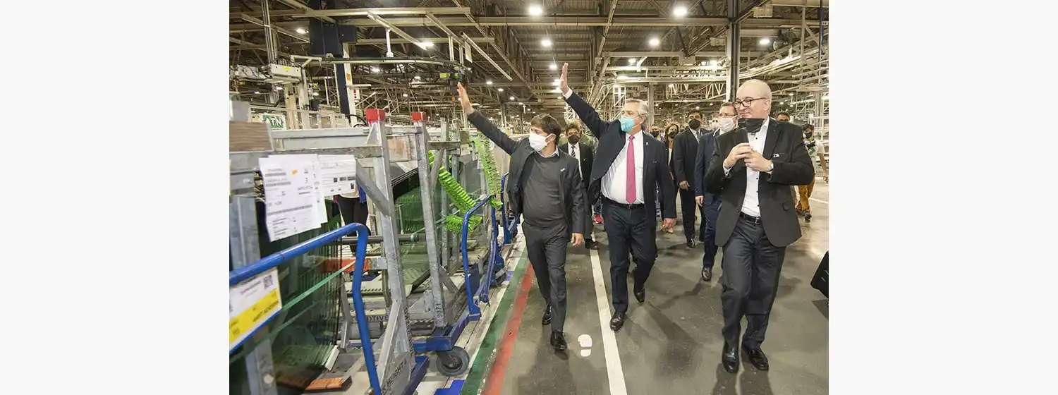 Kicillof: “En la Provincia es prioritario poner en marcha el aparato productivo”