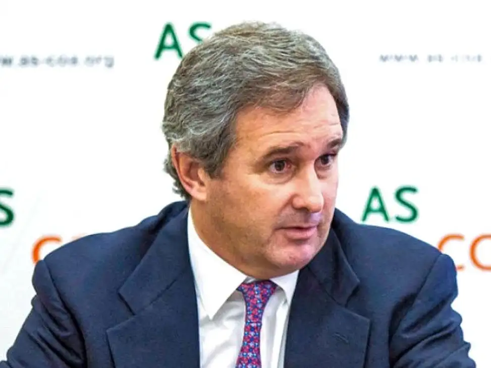 “A quienes ya se encuentran allí, se les sugiere extremar las precauciones y mantenerse permanentemente informados sobre la evolución de la situación", expresa el comunicado.