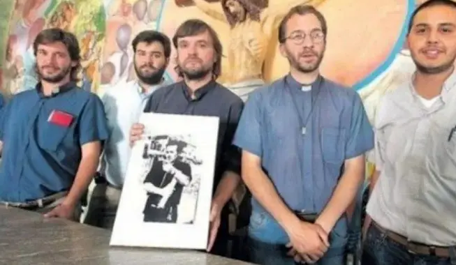Iglesia: la opinión de los “curas villeros” no es la única