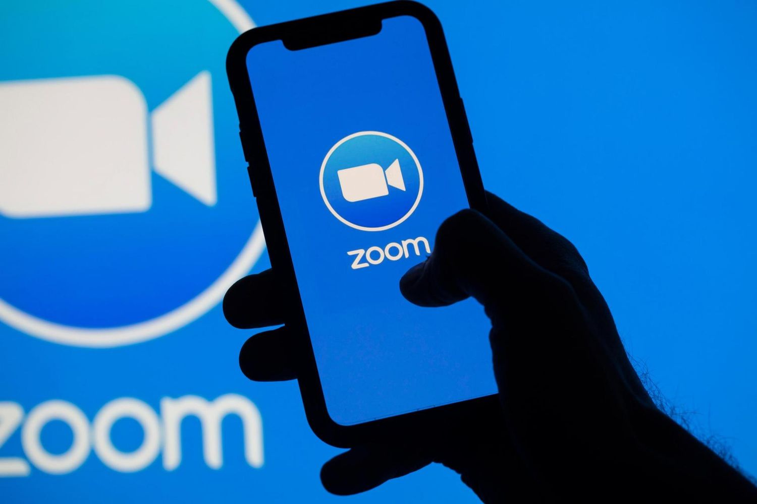 Zoom pronostica incremento de ventas cuando videoconferencias se convierten en rutina