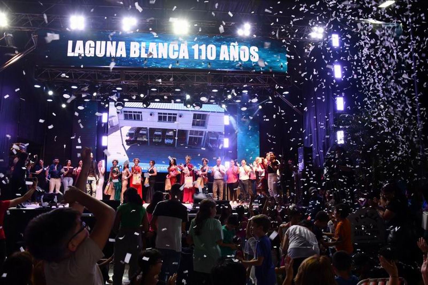 Laguna Blanca: con un gran festival 
cerró el festejo por el 110.º aniversario