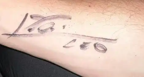 Video viral: Lionel Messi le “tatuó” un brazo a Darién Grenón