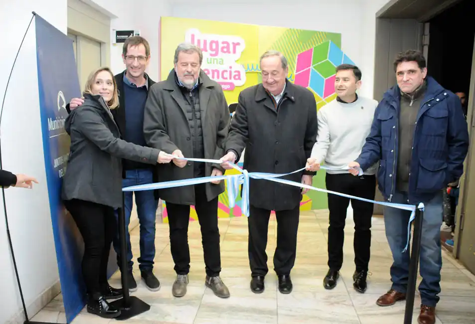 Con la presencia del ministro Elustondo, se inauguró Estación Juego