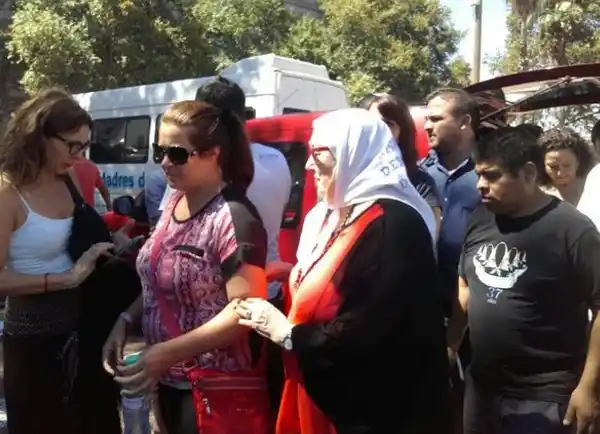 ¿Qué pasó con las Madres y la Policía en la Plaza de Mayo?