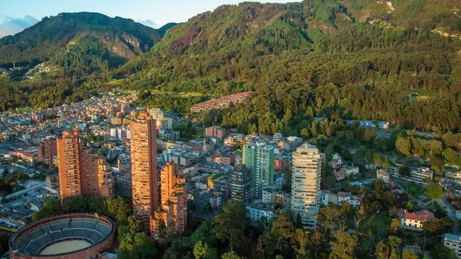 Naturaleza y cultural de Barranquilla y Bogotá