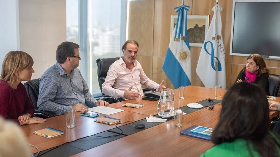Se firmó el convenio para la creación del centro de cultura obrera en Luz y Fuerza de Mar del Plata
