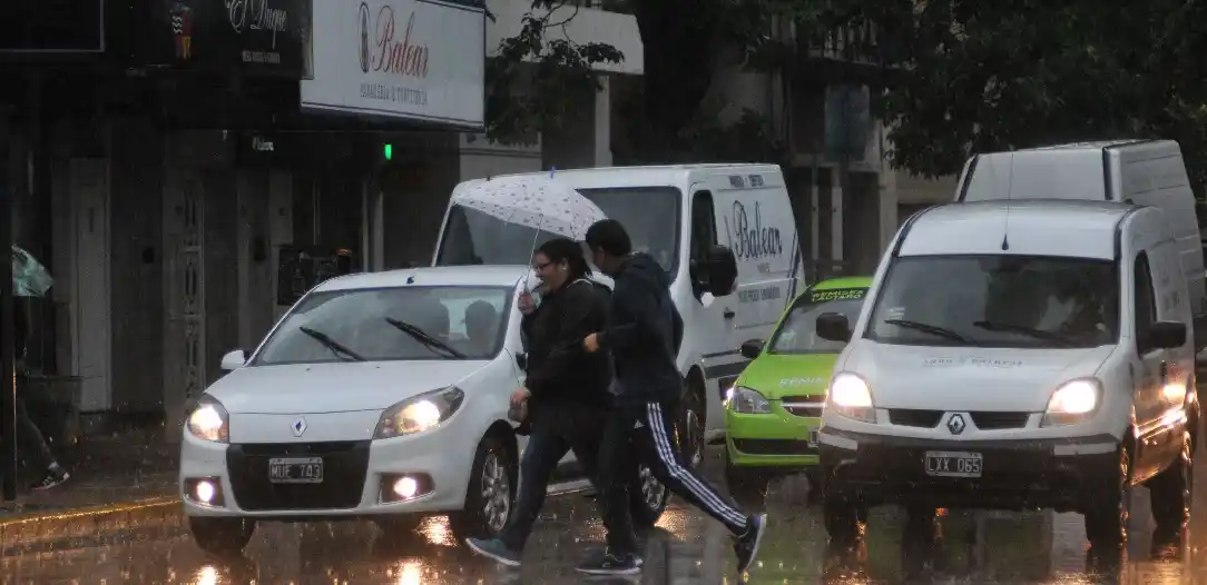 Jornada lluviosa en la ciudad de Santa Fe