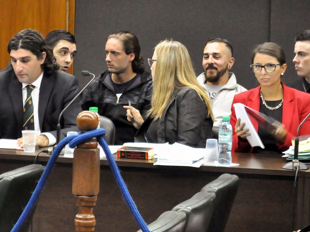 Ataques neonazis en Mar del Plata: Denuncian que uno de los condenados agredió a una testigo