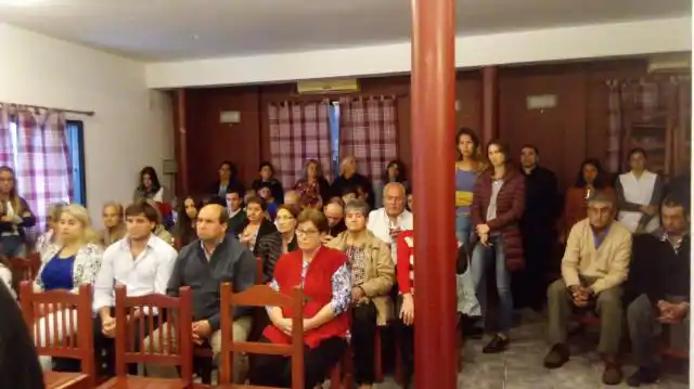 Entrega de viviendas en Carbó