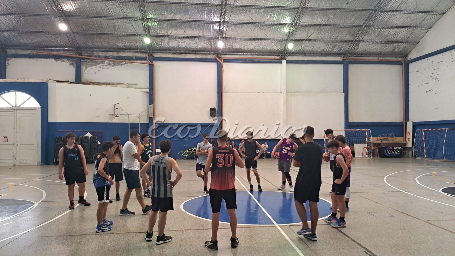 Pleno entrenamiento. De la Selección U15 de Necochea