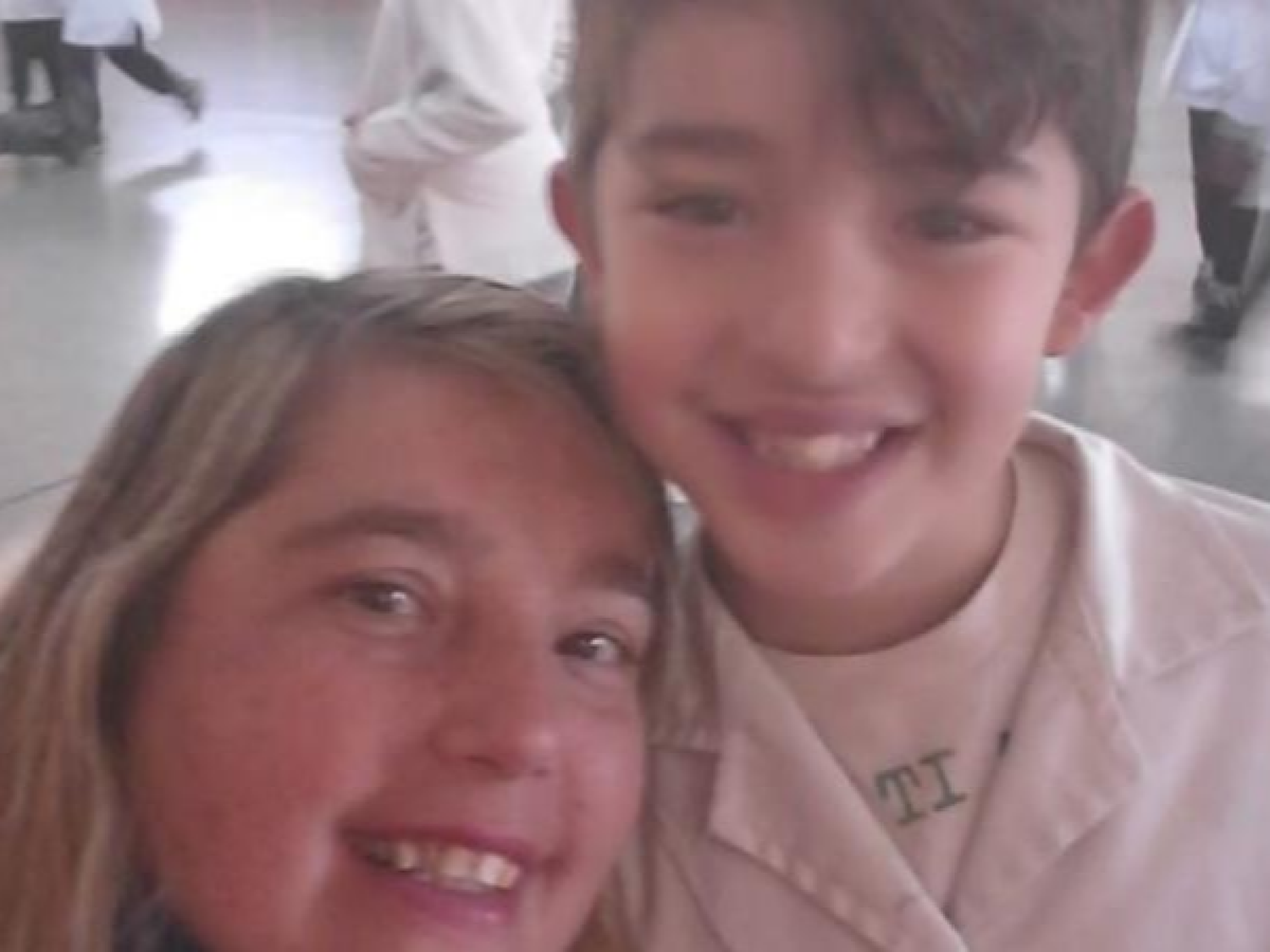 Una maestra salvó la vida de un alumno de 9 años ahogado con una tapa de una botella