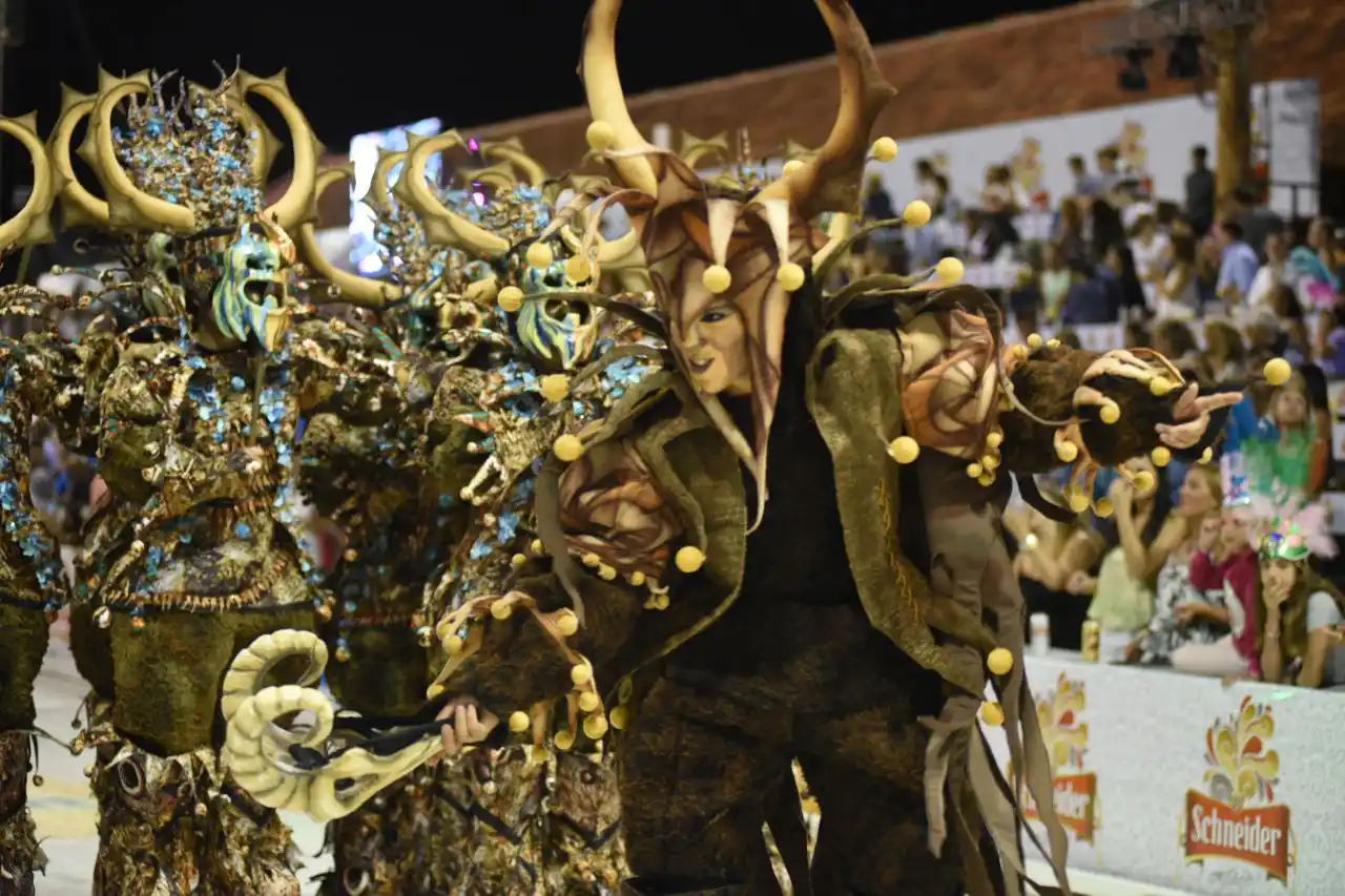 El viernes se presentarán las temáticas de las tres comparsas del Carnaval del País