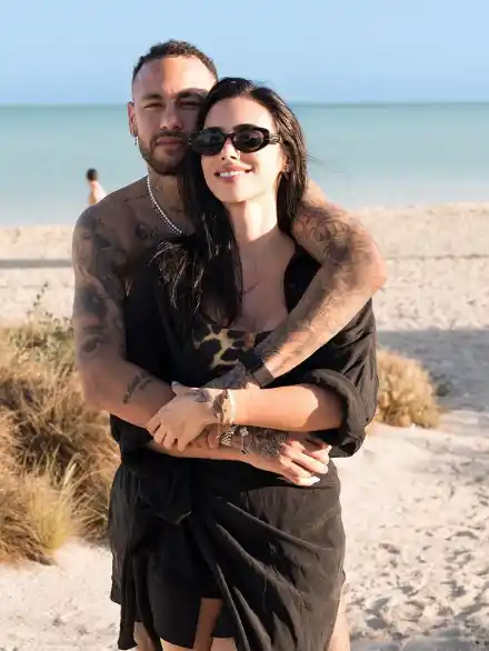 Bianca, la esposa de Neymar, me encontró con la influencer.