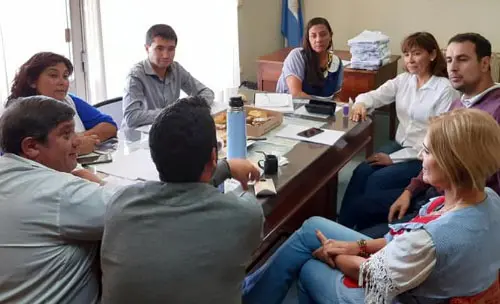 Se reunieron los consejeros escolares salientes y entrantes