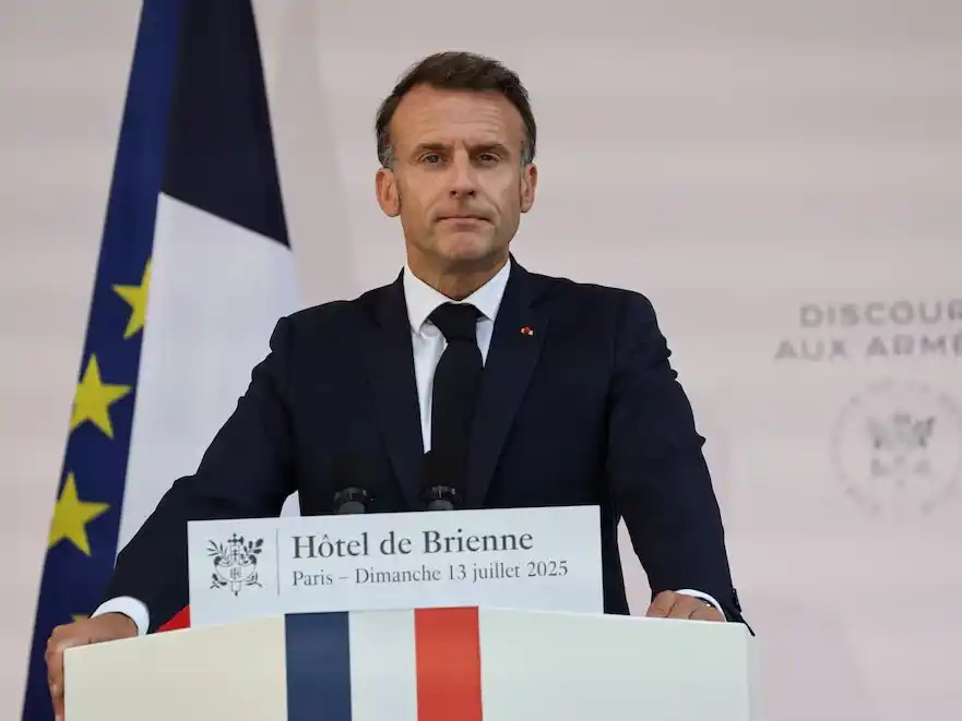 Macron anunció un significativo aumento en el presupuesto de Defensa francés ante la amenaza rusa