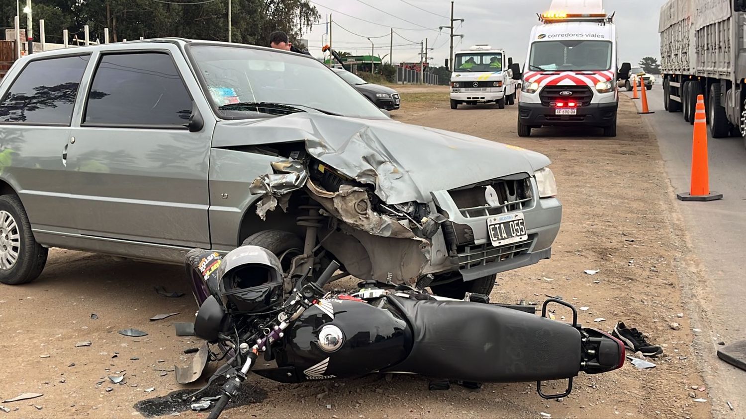 El conductor del rodado menor fue hospitalizado.