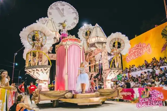 Carnavales 2017: Hoy, Carrozas, Destaques y Escenografías Móviles