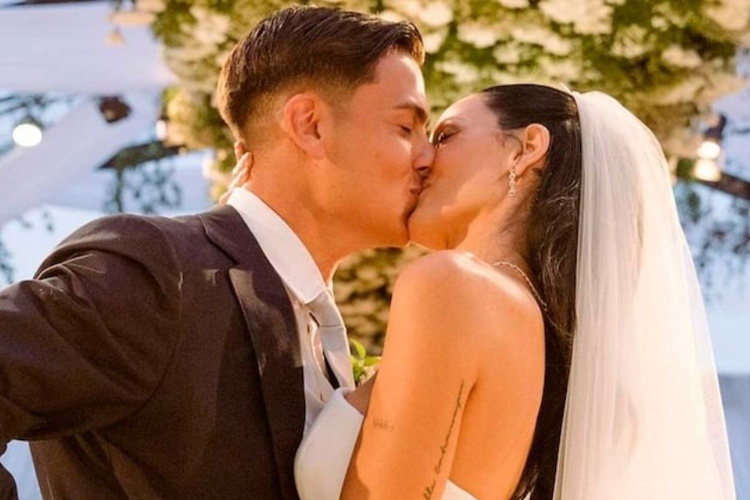 Oriana Sabatini y Paulo Dybala celebraron su casamiento: "Ahora sí, para siempre"