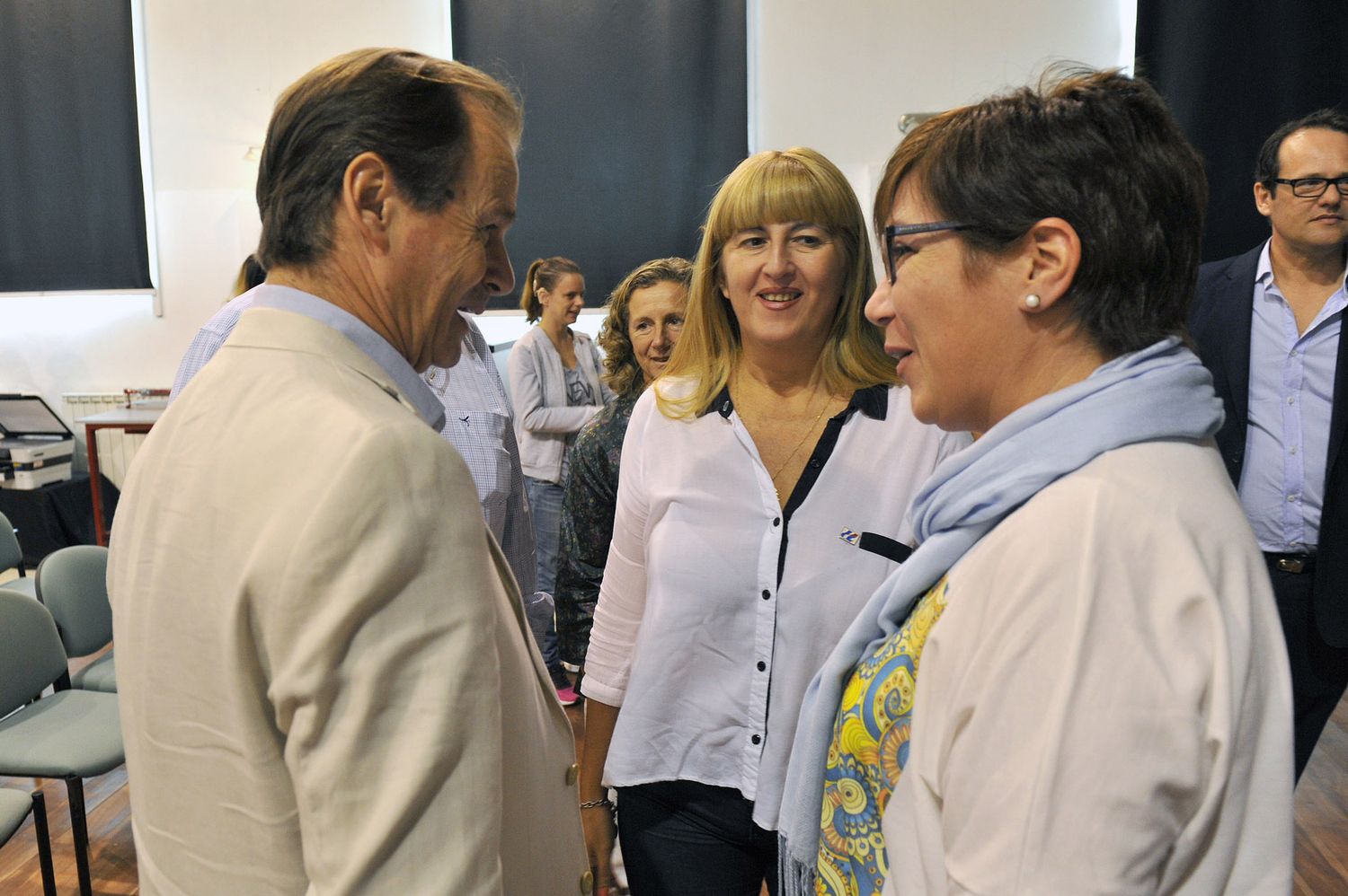 Bordet aseguró que “busca alternativas” para mejorar la oferta salarial a estatales y docentes
