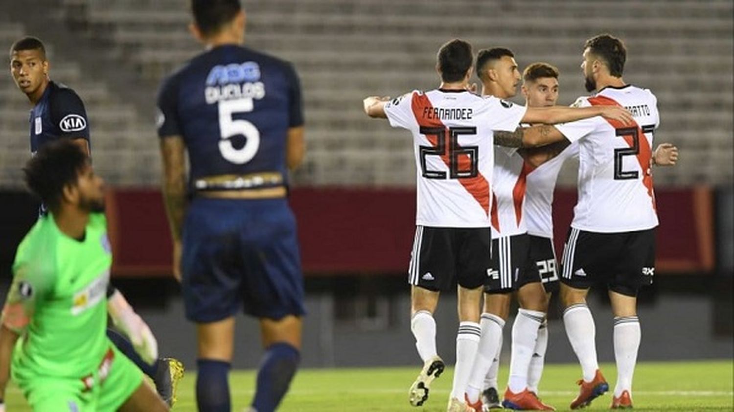 River goleó a Alianza Lima y pudo sumar su primer festejo copero