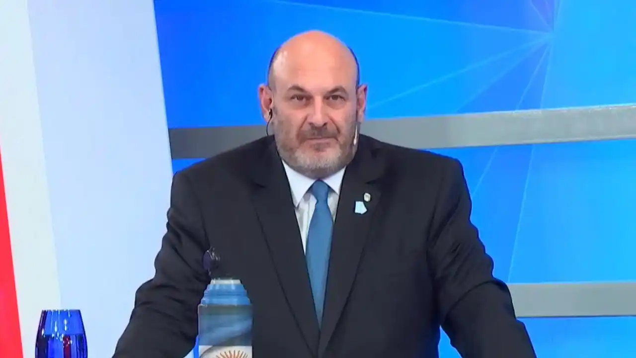 Santiago Cuneo fue denunciado por Patricia Bullrich por amenazar a Macri