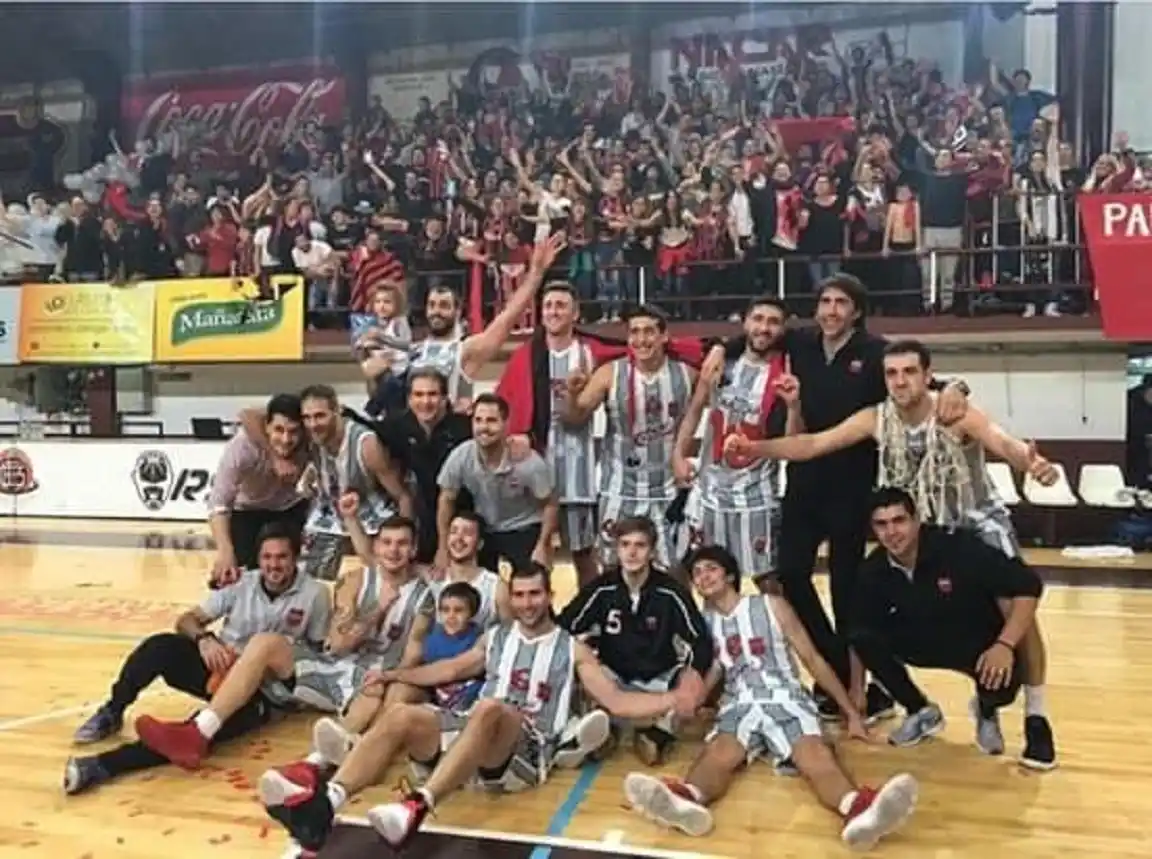 Hace un año, Central copaba Lanús y conseguía el ascenso a la Liga Argentina