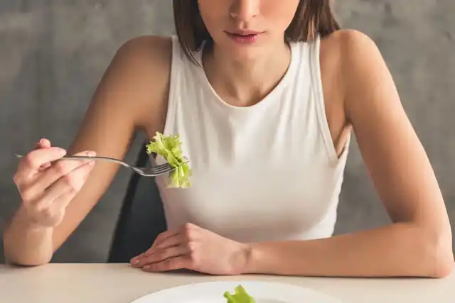 Trastornos alimentarios: cuál es el peligro de las dietas de moda y los estereotipos de belleza