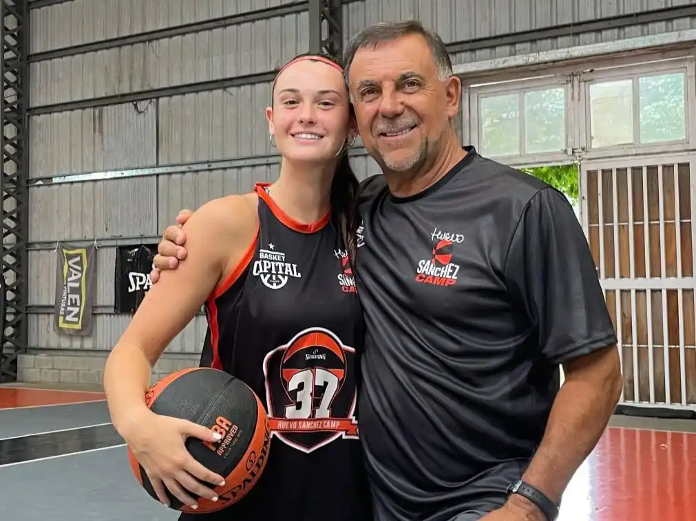 Mora García Duffy junto a Oscar "Huevo" Sánchez