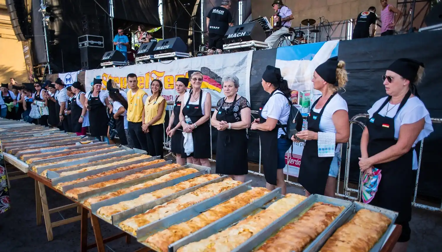 Prepararan un strudel gigante