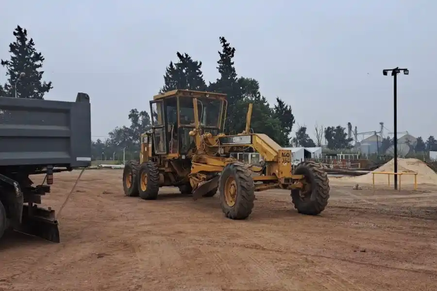 La Municipalidad de Sunchales puso en funcionamiento una motoniveladora del Corralón Municipal