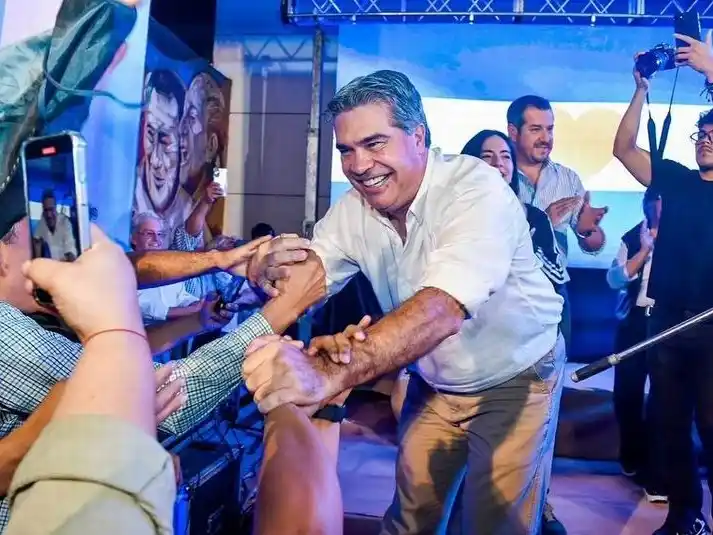 Capitanich: “El Chaco se tiñó de celeste”