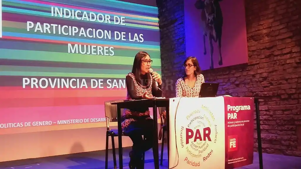 Provincia y gobiernos locales juntos en la creación de áreas de mujeres