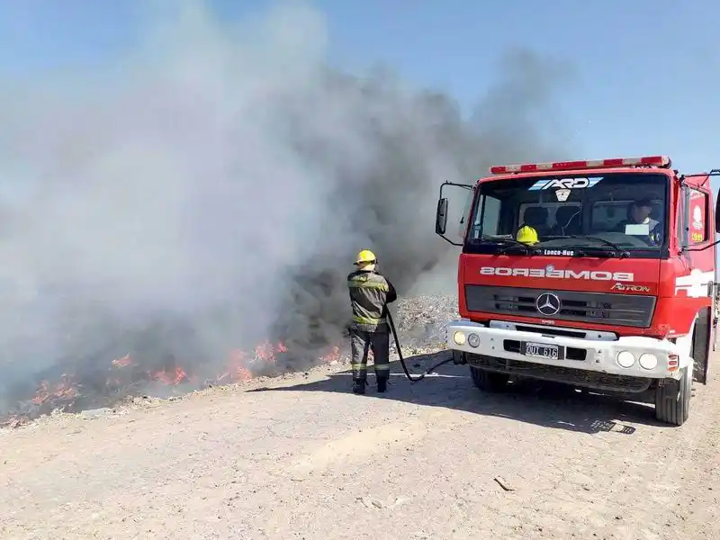Brindan recomendaciones para prevenir 
incendios y evitar entrar a espejos de agua