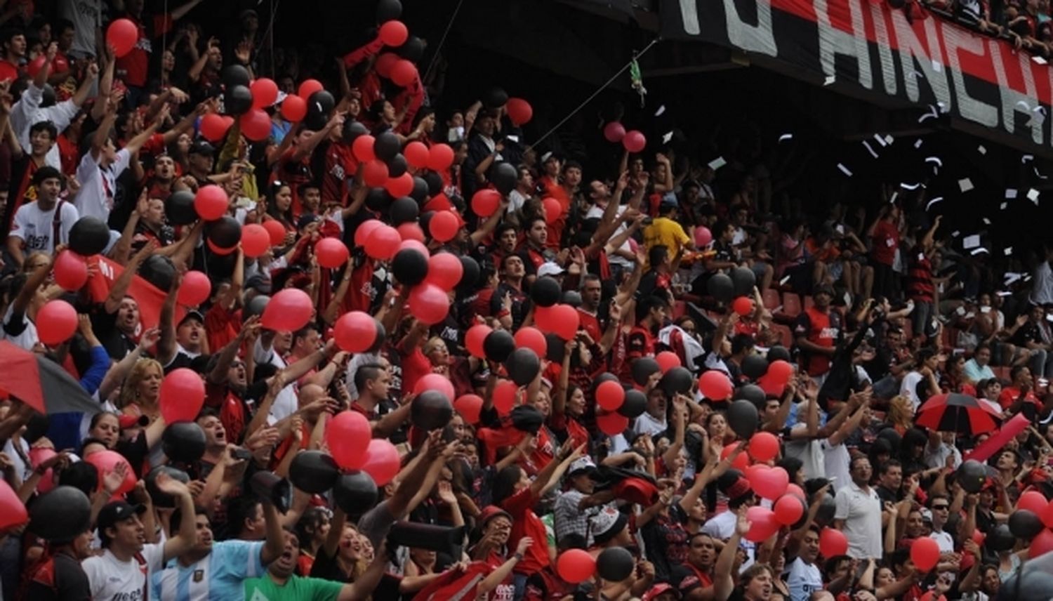 El público de Colón podrá ingresar a la cancha: sólo suspenden la tribuna Sur