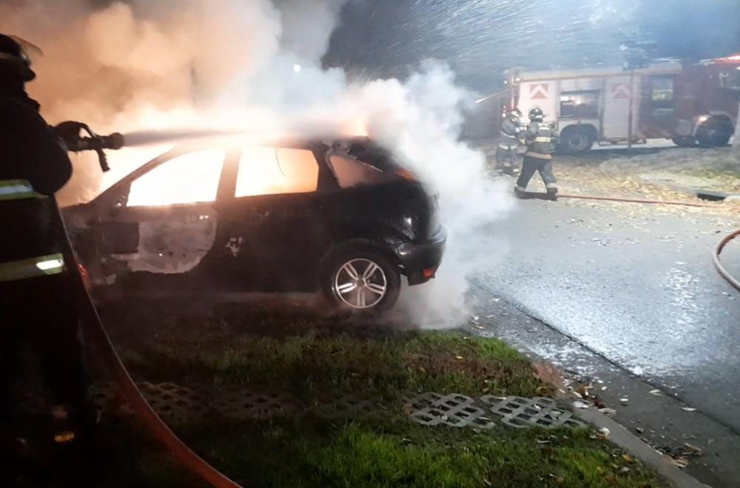 Fueron liberados los tres demorados por los ataques incendiarios contra vehículos