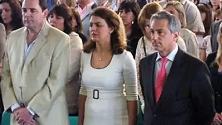 Nuevas bajas en el massismo: Los senadores Carolina Szelagowski y José Vitale