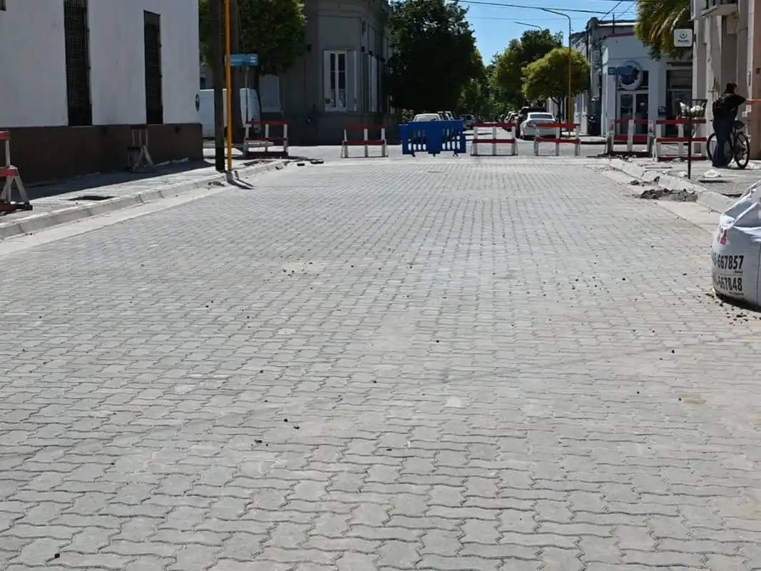 El recambio de adoquines de calle Andrade llega a su etapa final: Qué falta para terminar la obra