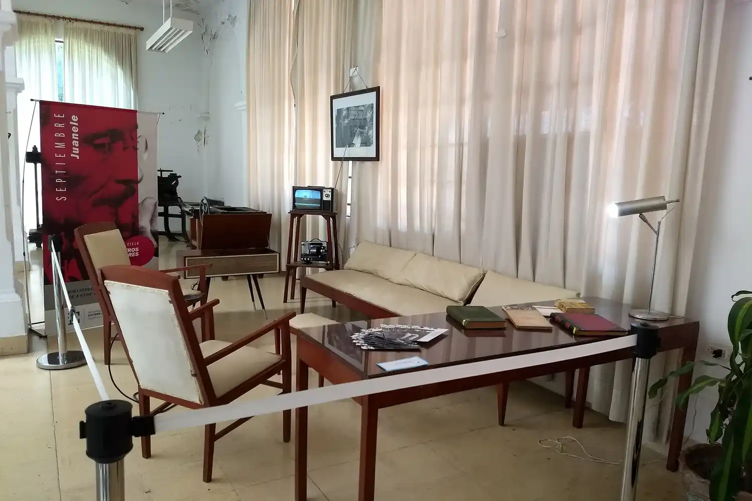 Se abrió la convocatoria para el concurso Literario Provincial «Juan L Ortiz» 2022