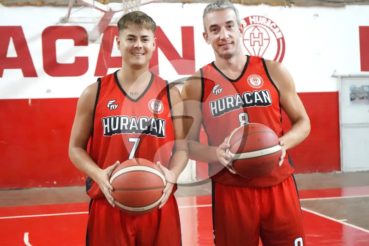 Brian Milobara y Agustín Apreda. Refuerzos de Huracán