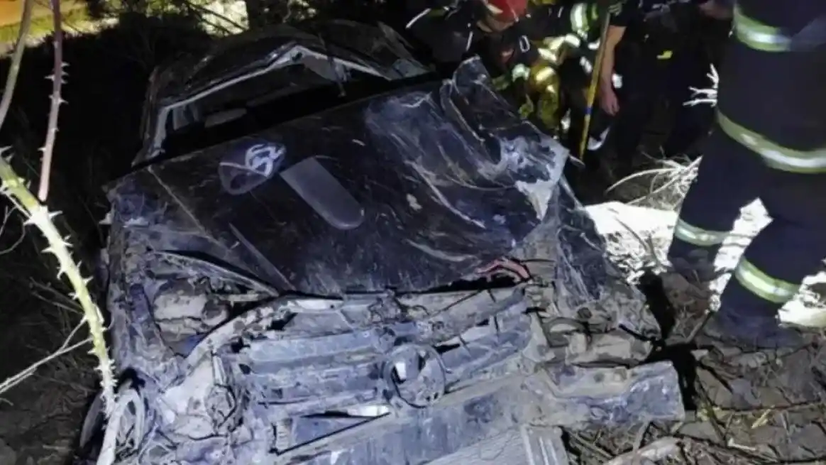 Otro automovilista presenció el hecho y rápidamente alertó a las autoridades.