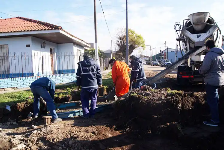 Continúan los trabajos en la calle 81