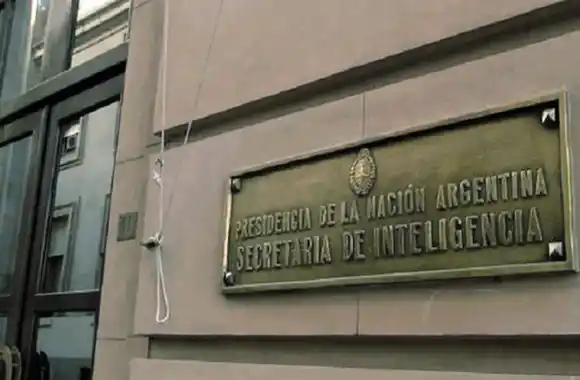 El Gobierno desplazó a Neiffert de la SIDE y designó a Auguadra